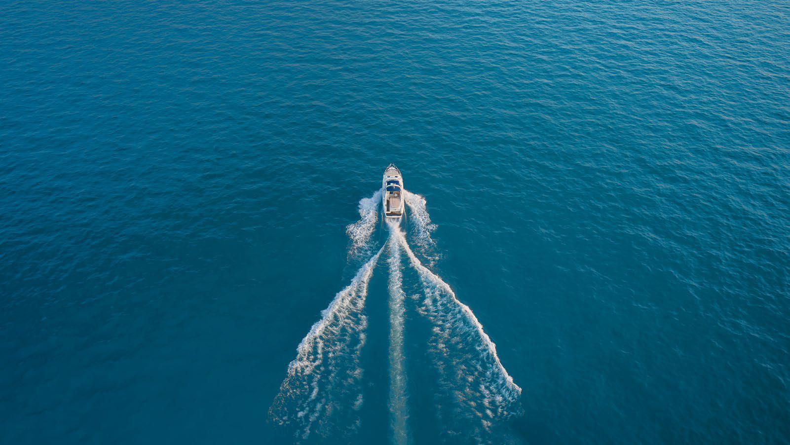 Site masterplan for Bashayer Villas on Hudayriyat Island, villa clusters, private roads, and nearby Nawayef East Hills highlighted